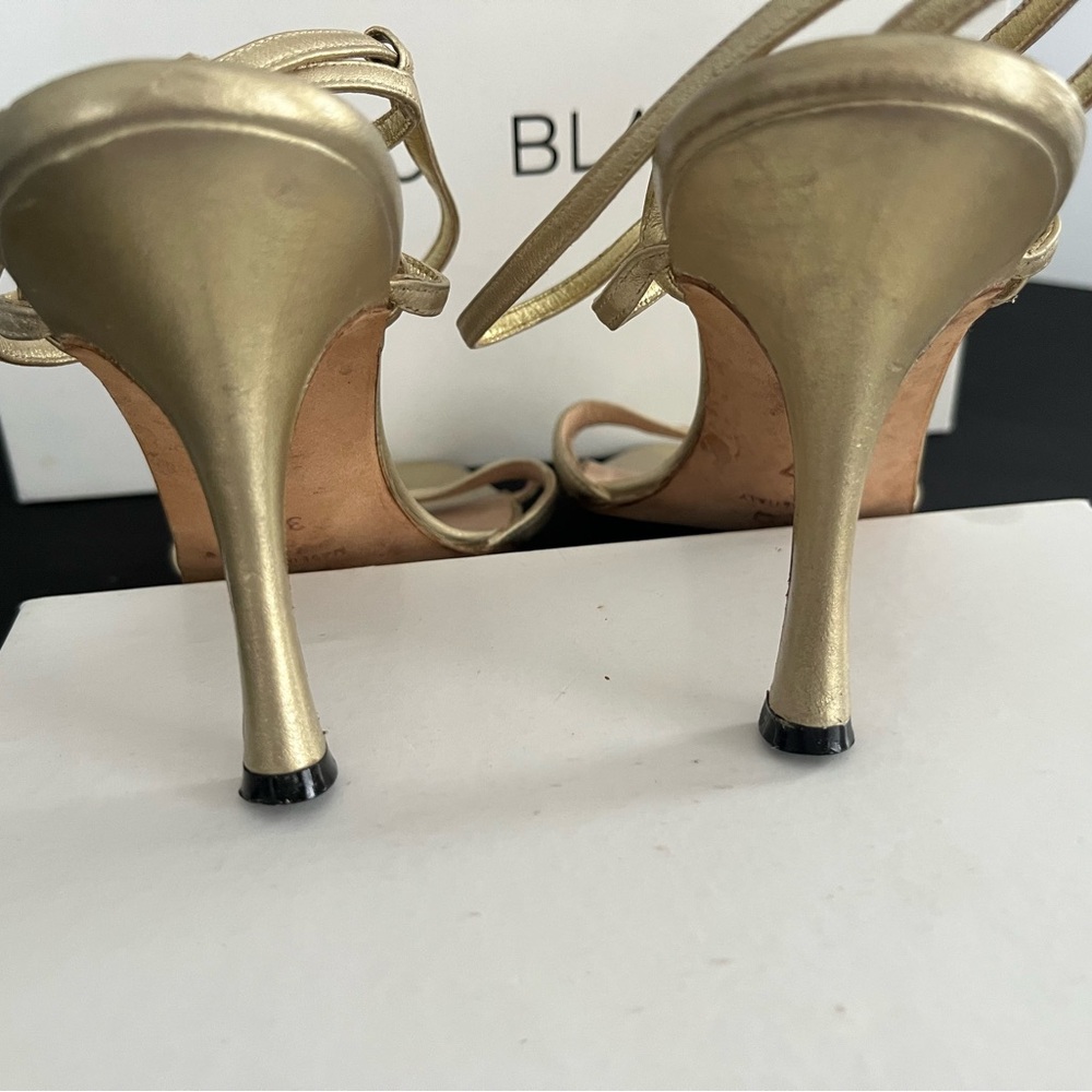 Manolo Blahnik gold metallic ankle strap heels (37) 6.5 - 7 - Picture 13 of 13